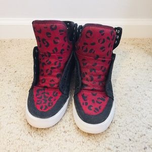 “YURI ON ICE” Yuri Plisetsky cosplay shows